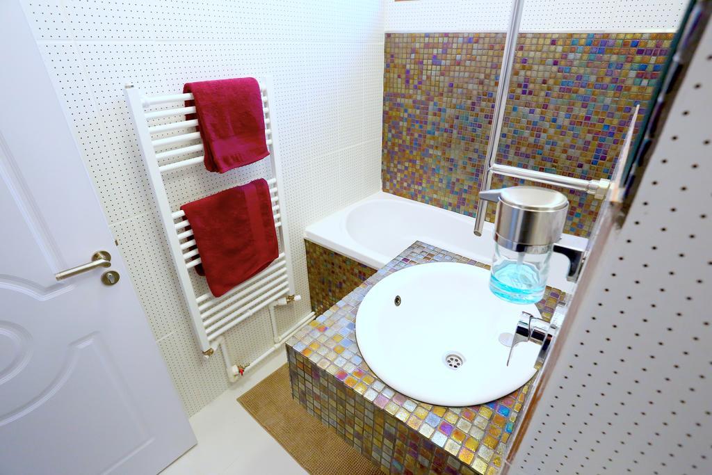 Soho Apartment Near Ceronav Galaţi Cameră foto