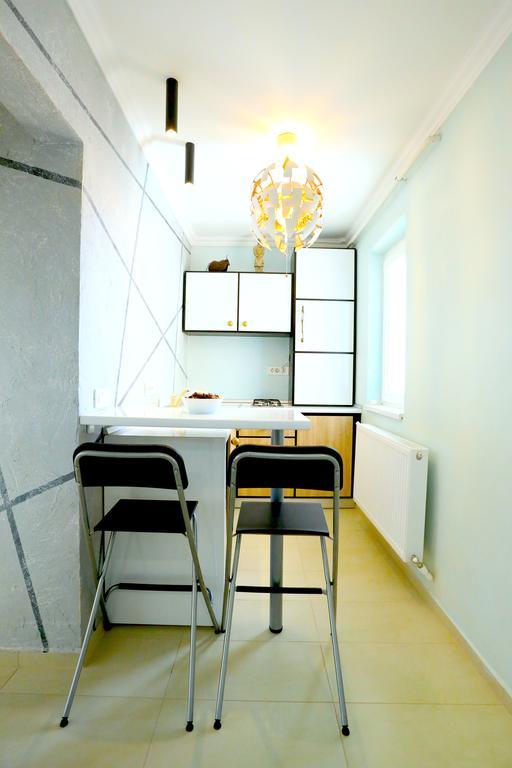 Soho Apartment Near Ceronav Galaţi Cameră foto